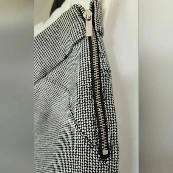 Zara Black & white Checkered Dress pants, size medium - Picture 6 of 13
